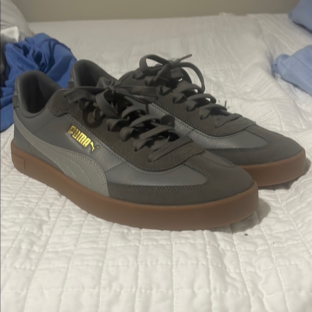 Puma Men's Gray Sneakers